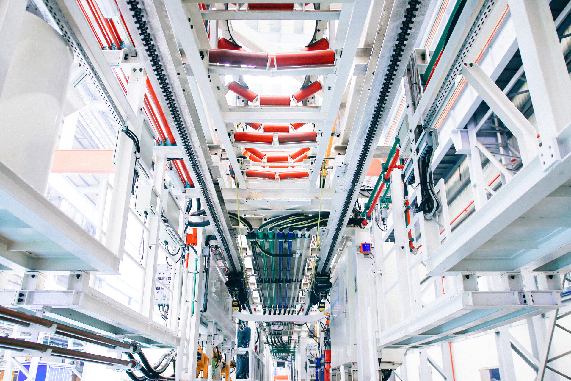 1767776039213644.jpg 摄图网_500588721_盾构中的复杂机构设备(企业商用).jpg