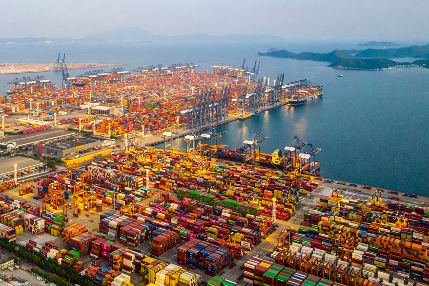 中东航线运费飙涨，国际海运价格或将破万